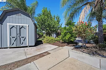 534 Buena Vida Ct, Stockton, CA 95206 - Photo 32