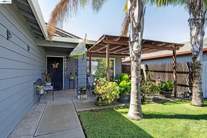 534 Buena Vida Ct, Stockton, CA 95206 - Photo 4