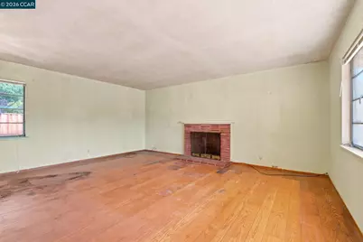 1224 Hale Dr, Concord, CA 94518 - Photo 2