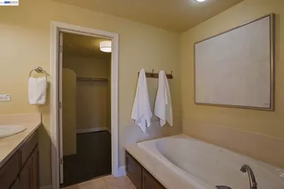 674 Selby Lane #4, Livermore, CA 94551 - Photo 32