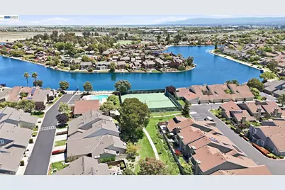 1075 Shell Blvd #11, Foster City, CA 94404 - Photo 10