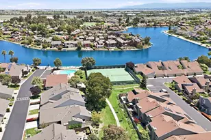 1075 Shell Blvd, Foster City, CA 94404 - Photo 10