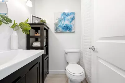 1075 Shell Blvd #11, Foster City, CA 94404 - Photo 32