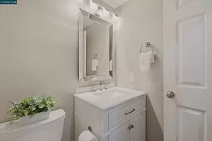 862 Foothill Dr, Windsor, CA 95492 - Photo 16
