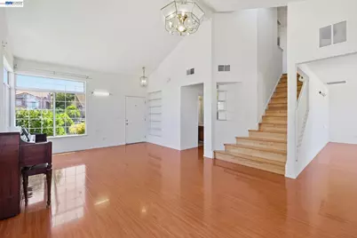 9 Beechwood Ct, Pittsburg, CA 94565 - Photo 8