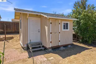 9 Beechwood Ct, Pittsburg, CA 94565 - Photo 34