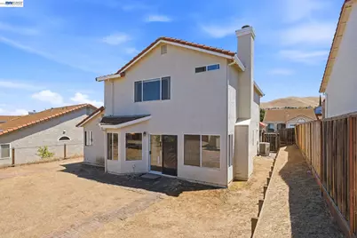 9 Beechwood Ct, Pittsburg, CA 94565 - Photo 32