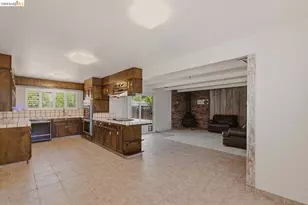 1421 Woodmont Way, Stockton, CA 95209 - Photo 20