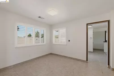 1421 Woodmont Way, Stockton, CA 95209 - Photo 16