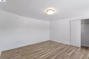 26770 Hayward Blvd, Hayward, CA 94542 - Photo 12