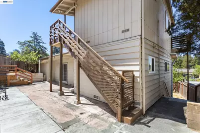 26770 Hayward Blvd, Hayward, CA 94542 - Photo 26