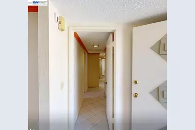 240 Richfield Dr, San Jose, CA 95129 - Photo 10