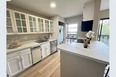 16363 Saratoga St #202E, San Leandro, CA 94578 - Photo 8