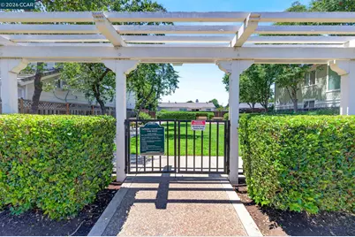 1311 Tapestry Ln, Concord, CA 94520 - Photo 48