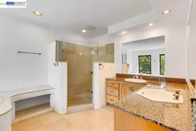 1302 Westview Dr, Berkeley, CA 94705 - Photo 38