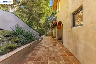 1302 Westview Dr, Berkeley, CA 94705 - Photo 76