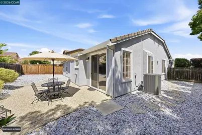 1070 Somersby Way, Brentwood, CA 94513 - Photo 18