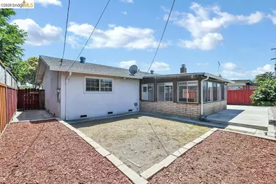 805 Calero St, Milpitas, CA 95035 - Photo 20