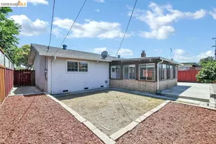 805 Calero St, Milpitas, CA 95035 - Photo 20
