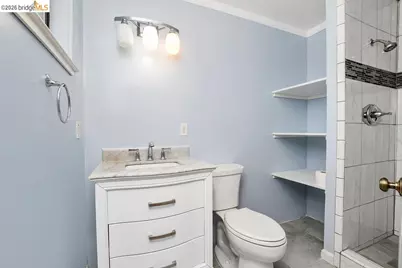 805 Calero St, Milpitas, CA 95035 - Photo 14