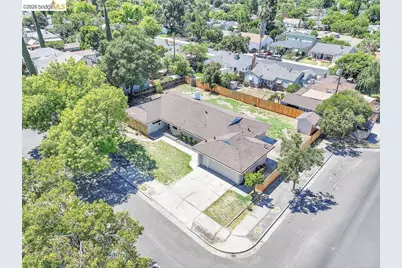 65 Arcade St, Stockton, CA 95204 - Photo 4
