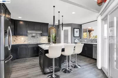 1915 Edgeview Way, Discovery Bay, CA 94505 - Photo 8