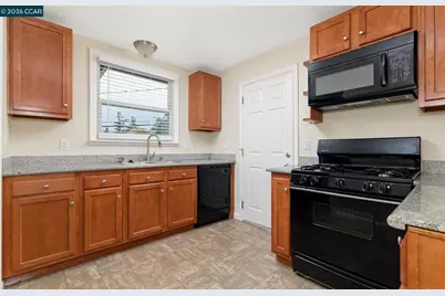 125 Hermosa Ave, Vallejo, CA 94589 - Photo 2