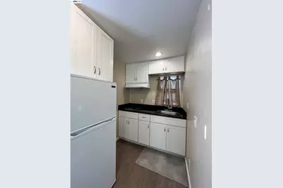 4231 Somerset Ave, Castro Valley, CA 94546 - Photo 32