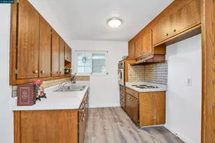 3555 Thunderbird Dr, Concord, CA 94520 - Photo 10