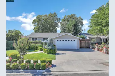 3555 Thunderbird Dr, Concord, CA 94520 - Photo 1