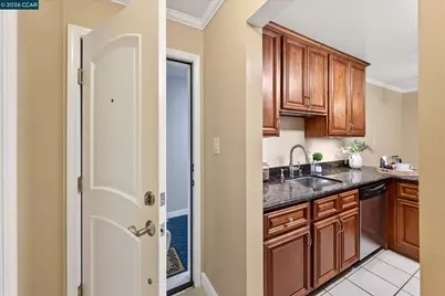 1699 Laguna #214, Concord, CA 94520 - Photo 6