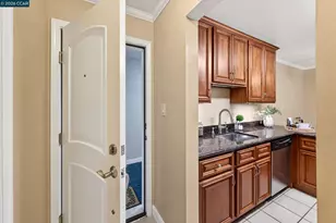 1699 Laguna, Concord, CA 94520 - Photo 6
