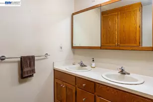 6727 Sunnyslope Ave, Castro Valley, CA 94552 - Photo 18