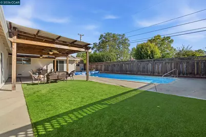 4242 Henning Dr, Concord, CA 94521 - Photo 50