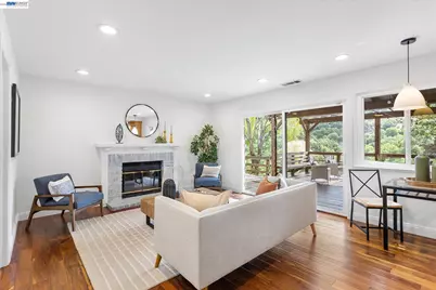 19252 Masterson Pl, Castro Valley, CA 94552 - Photo 24