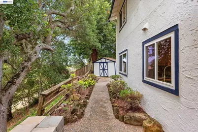 19252 Masterson Pl, Castro Valley, CA 94552 - Photo 64