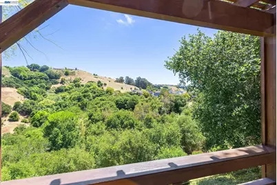 19252 Masterson Pl, Castro Valley, CA 94552 - Photo 60