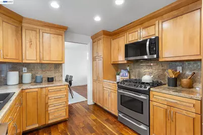 19252 Masterson Pl, Castro Valley, CA 94552 - Photo 22