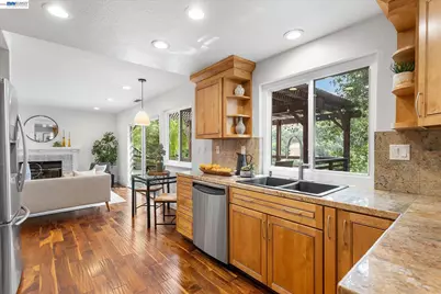 19252 Masterson Pl, Castro Valley, CA 94552 - Photo 20