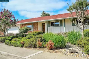 823 Savannah Cir, Walnut Creek, CA 94598 - Photo 2