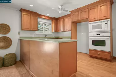 823 Savannah Cir, Walnut Creek, CA 94598 - Photo 12