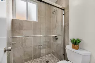 2 Panoramic Way, Berkeley, CA 94704 - Photo 18