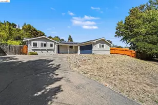 649 Moraga Way, Orinda, CA 94563 - Photo 4
