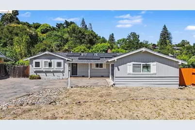 649 Moraga Way, Orinda, CA 94563 - Photo 2