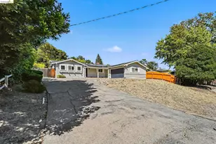 649 Moraga Way, Orinda, CA 94563 - Photo 6