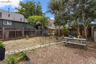 943 56th St, Oakland, CA 94608 - Photo 26
