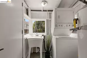 943 56th St, Oakland, CA 94608 - Photo 24