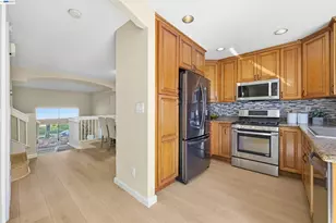 34271 Tan Bark Dr, Fremont, CA 94555 - Photo 12