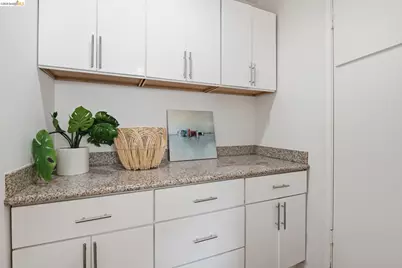 8170 Surrey Ln, Oakland, CA 94605 - Photo 30
