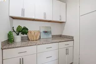 8170 Surrey Ln, Oakland, CA 94605 - Photo 30